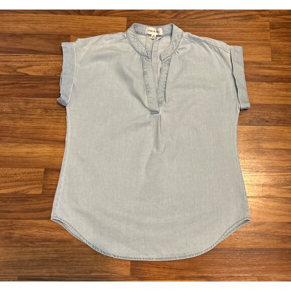 Cloth & Stone Chambray Split Neck Top XS Blue Tencel Short Sleeve Casual Blouse - Picture 1 of 10